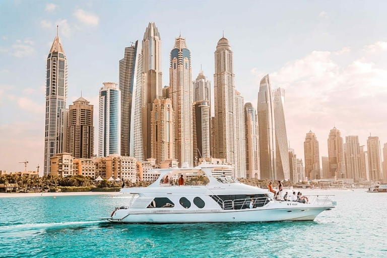 Best Luxury Yacht Tours In Dubai Hero