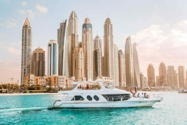 Best Luxury Yacht Tours In Dubai Hero